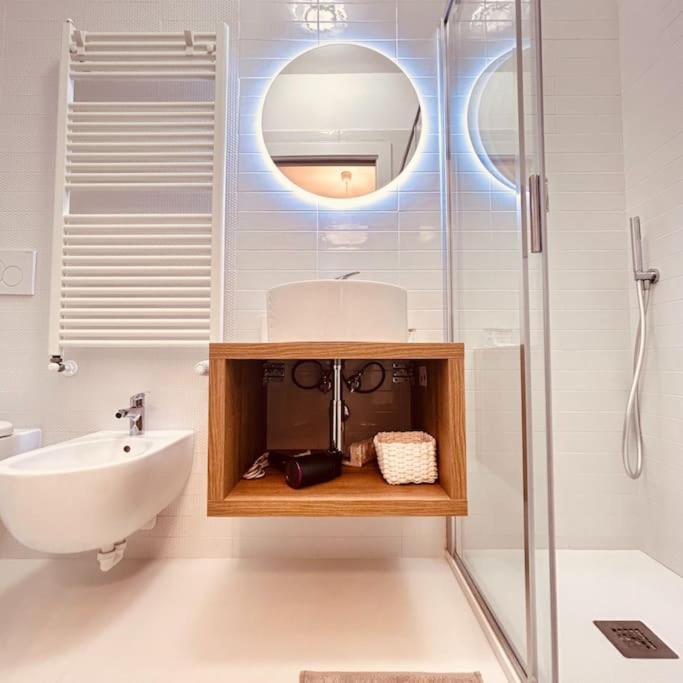 Homeby, Mascarella Patio Apartment โบโลญญา ภายนอก รูปภาพ