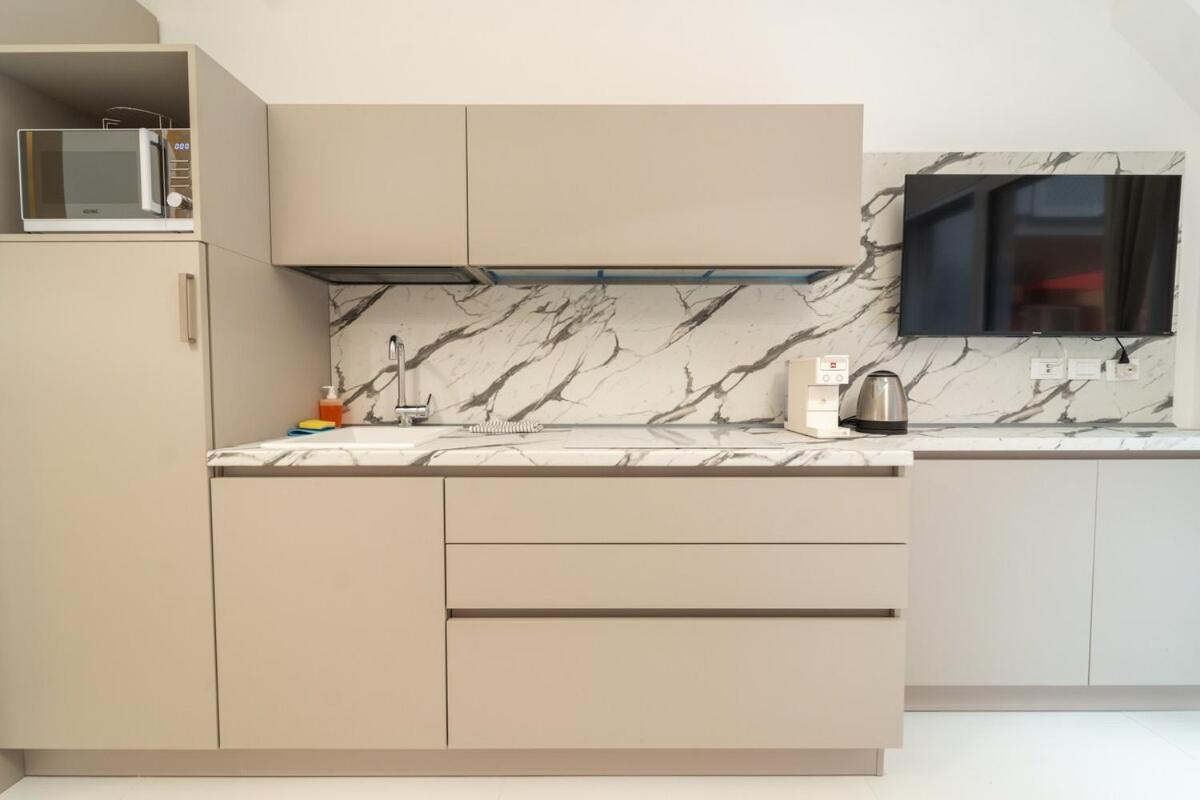 Homeby, Mascarella Patio Apartment โบโลญญา ภายนอก รูปภาพ