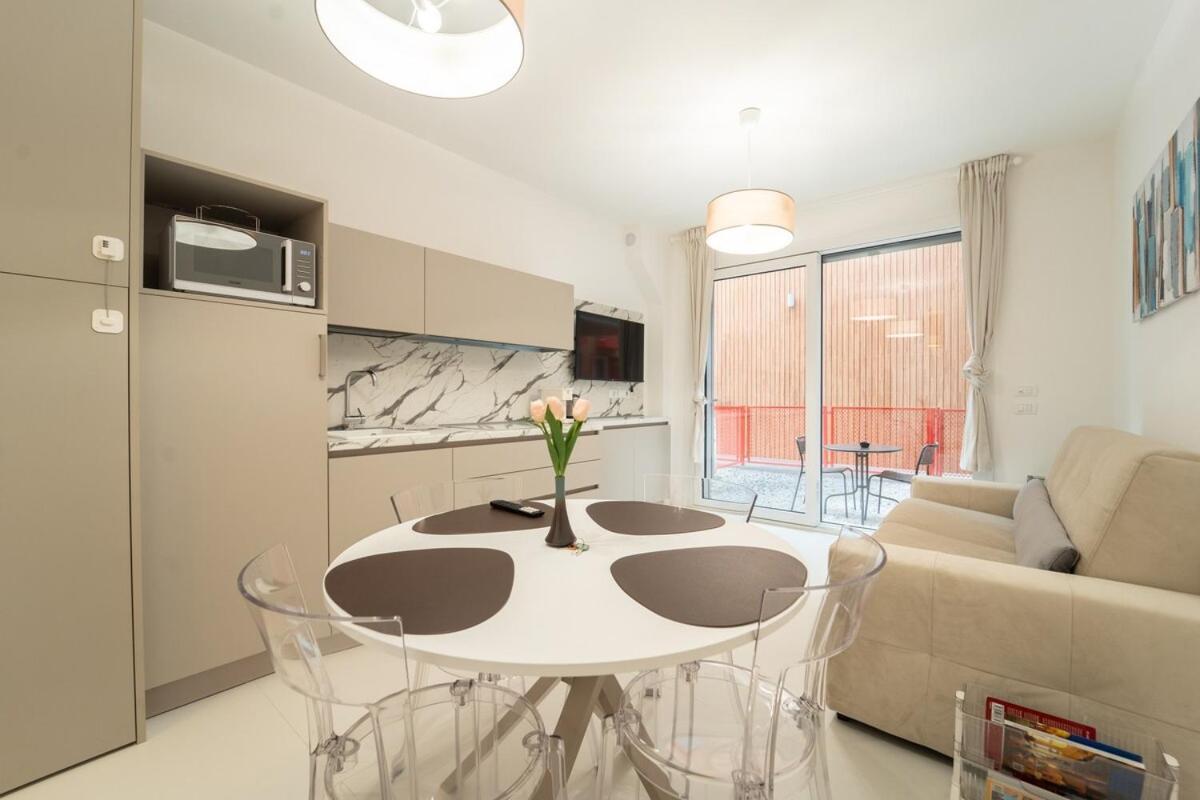 Homeby, Mascarella Patio Apartment โบโลญญา ภายนอก รูปภาพ
