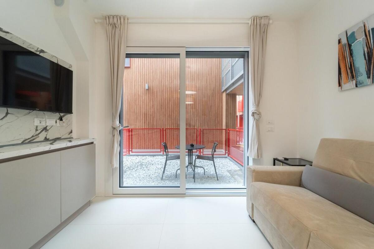Homeby, Mascarella Patio Apartment โบโลญญา ภายนอก รูปภาพ